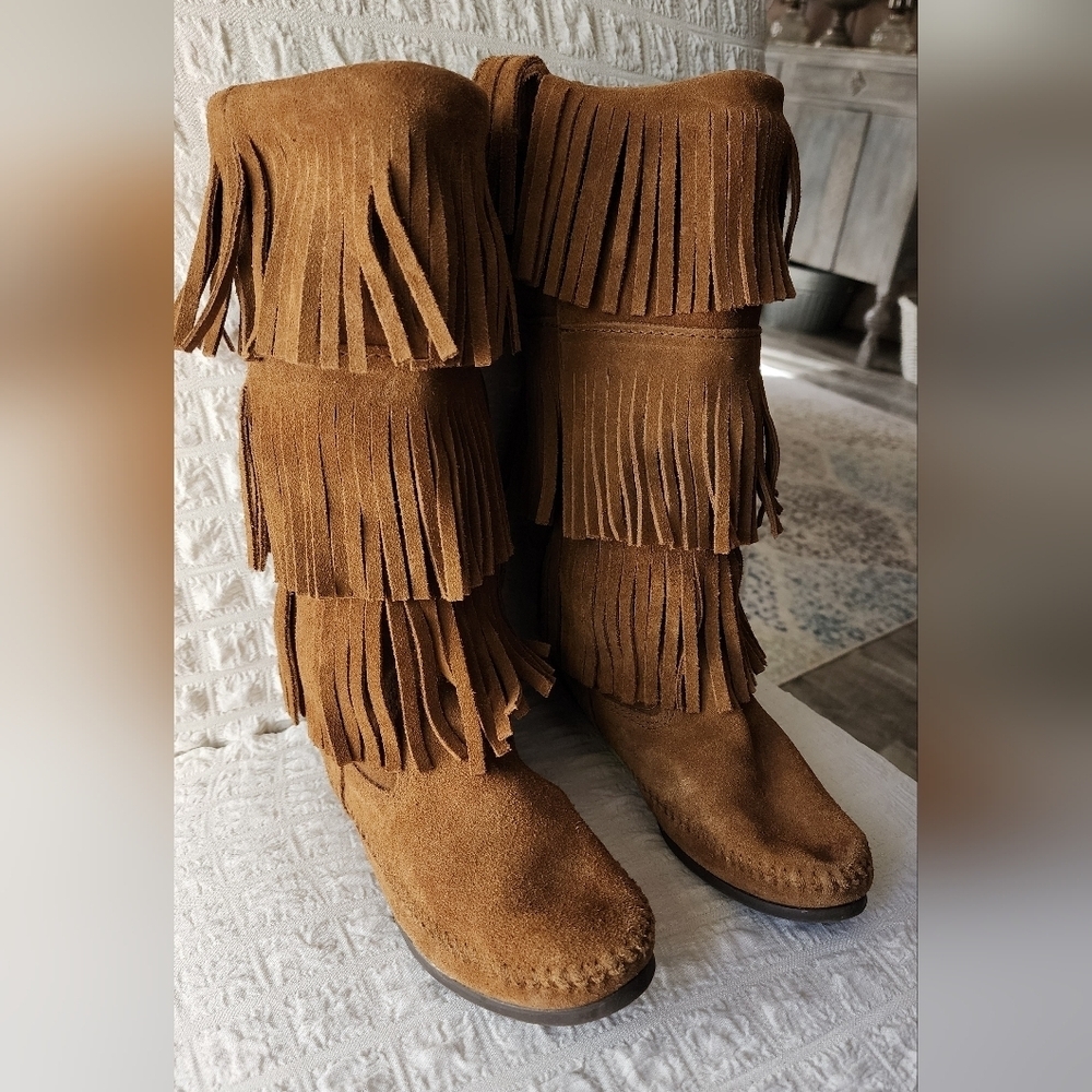 Minnetonka Brown Suede Moccasins